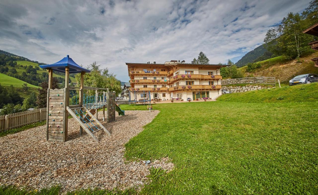 Johanneshof - Dein Mountain Wohlfuehlhotel Σάαλμπαχ-Χίντεργκλεμ Εξωτερικό φωτογραφία